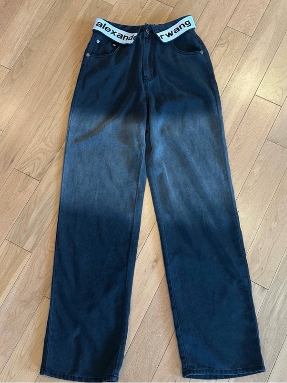 Alexander Wang Black Faded Wide-Leg Jeans with Branded Waistband, to big on me.